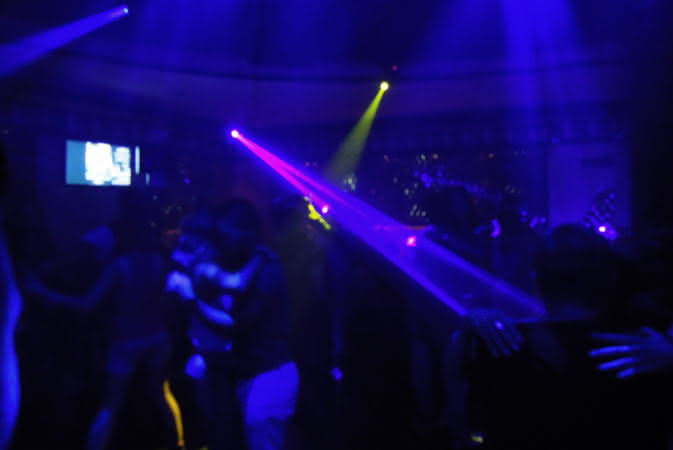 dance bachata, be happy