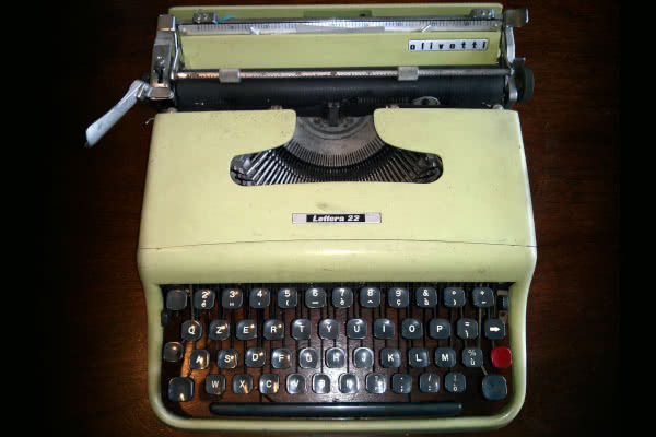 Olivetti Schreibmaschine (1950-1966)