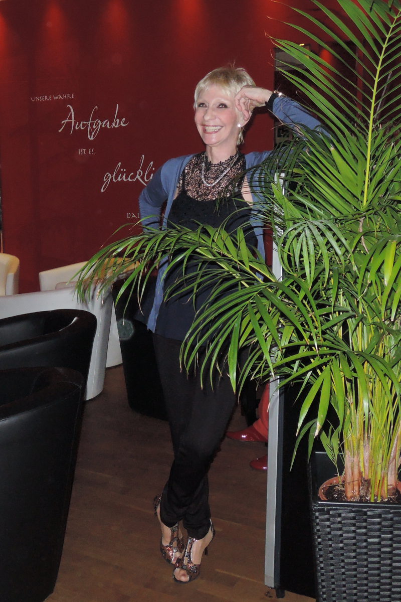 Monika Bauer, Frankfurt